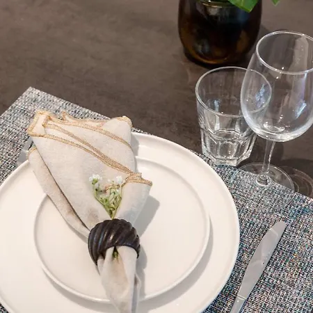 Coastal Elegance: Beachside Retreat With Private Parking Holiday home Ostend