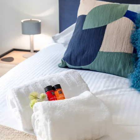 Coastal Elegance: Beachside Retreat With Private Parking Holiday home Ostend