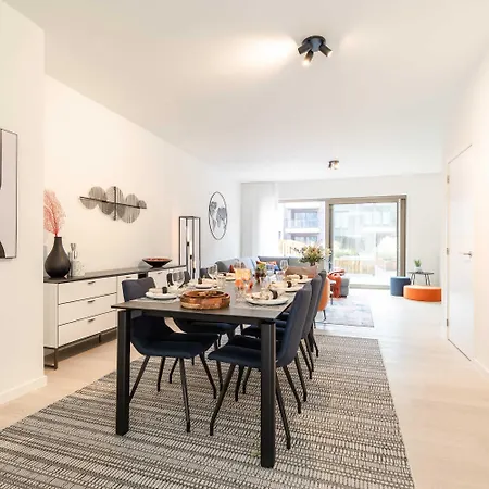 Coastal Elegance: Beachside Retreat With Private Parking Holiday home Ostend